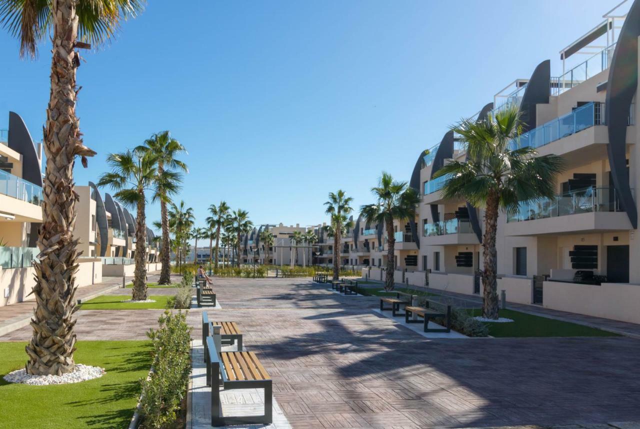 Playa Elisa Bay - Mil Palmeras Пілар-де-ла-Орадада Екстер'єр фото